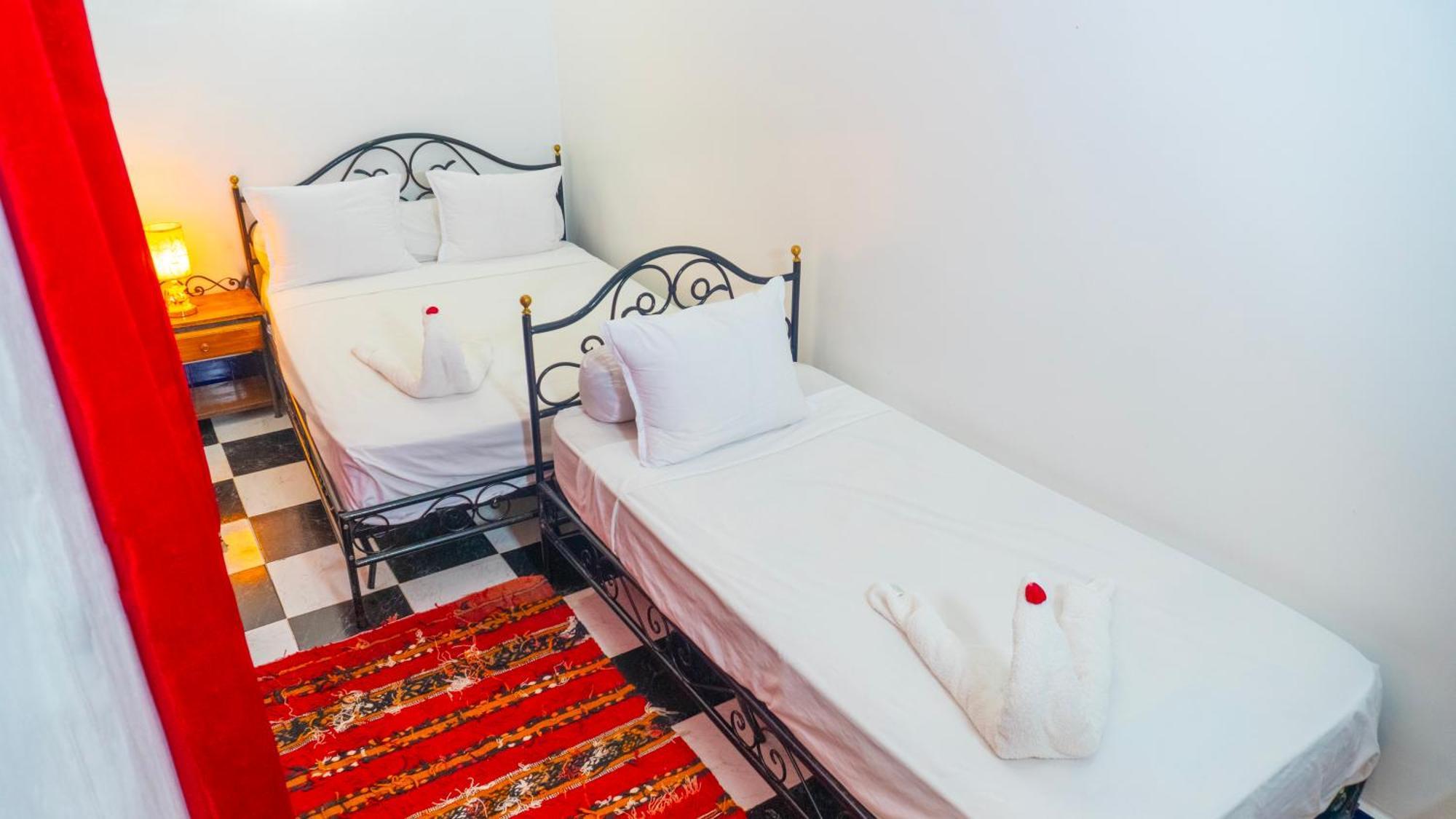 Hotel Imouzzer Marrakesh Bagian luar foto