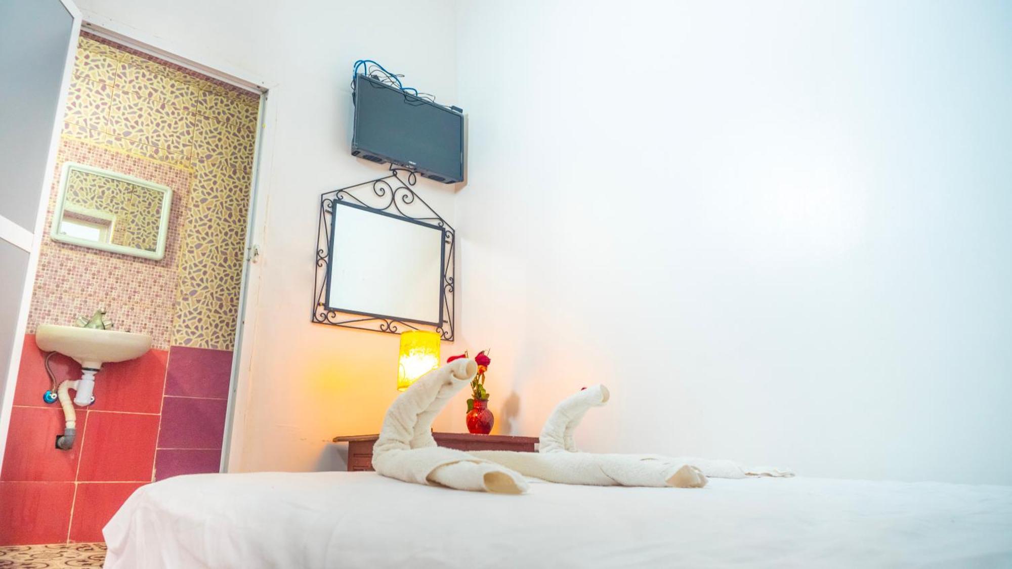 Hotel Imouzzer Marrakesh Bagian luar foto