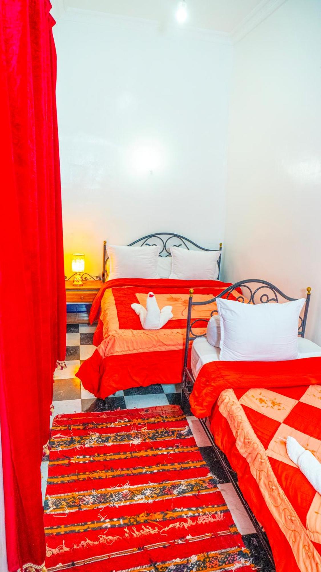 Hotel Imouzzer Marrakesh Bagian luar foto